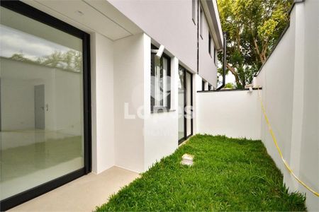 7_photo/94dce1e8a1.23351eba74f1df34-ATLAS-37a0fd1f-ec9c-4d98-8d5a-0c332687bfc2.jpg de casa à venda com 3 quartos, 104m² em Orleans, Curitiba