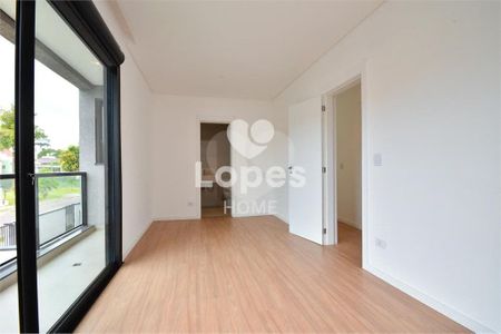 8_photo/94dce1e8a1.23351eba74f1df34-ATLAS-3e87eee8-01a8-4c60-82c7-432af7c1b816.jpg de casa à venda com 3 quartos, 104m² em Orleans, Curitiba