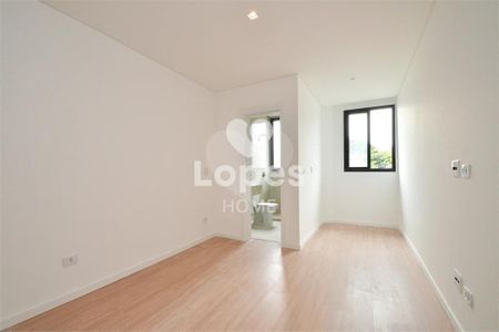 5_photo/94dce1e8a1.ceff8192393c33de-ATLAS-1b9715f9-2ce3-401f-825b-e19f33e10a17.jpg de casa à venda com 3 quartos, 120m² em Orleans, Curitiba