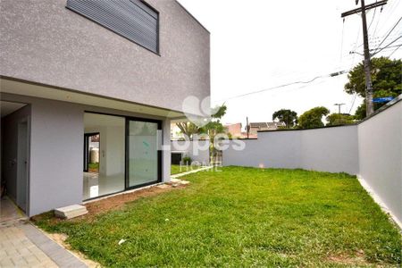 12_photo/94dce1e8a1.ceff8192393c33de-ATLAS-4f0db979-2e7e-4d33-921f-a5438346c39d.jpg de casa à venda com 3 quartos, 120m² em Orleans, Curitiba