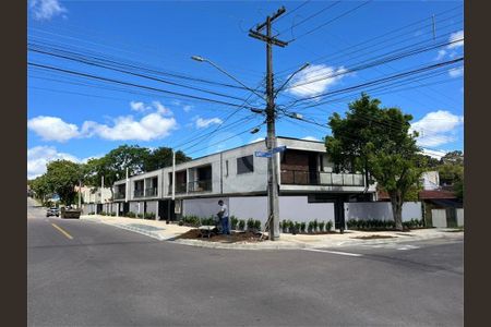 3_photo/94dce1e8a1.ceff8192393c33de-ATLAS-87b5f3c8-e139-4662-aeb0-5f5bfea14f96.jpg de casa à venda com 3 quartos, 120m² em Orleans, Curitiba