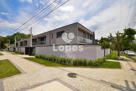 27_photo/94dce1e8a1.ceff8192393c33de-ATLAS-90bafdc5-4076-4d7c-be27-28e48b7223e2.jpg de casa à venda com 3 quartos, 120m² em Orleans, Curitiba