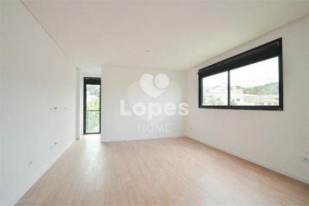 20_photo/94dce1e8a1.ceff8192393c33de-ATLAS-96ba6dc4-1d77-4954-bcc9-0b9e17d74a5b.jpg de casa à venda com 3 quartos, 120m² em Orleans, Curitiba