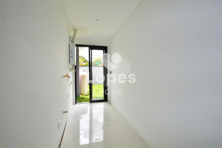 28_photo/94dce1e8a1.ceff8192393c33de-ATLAS-faecbbb3-3328-4aab-94b7-0ef2030e65d6.jpg de casa à venda com 3 quartos, 120m² em Orleans, Curitiba