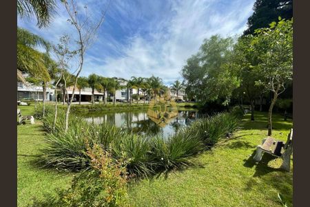 6_photo/94dce1eabf.9d9138dcaa8976e9-ATLAS-44bf7820-a78e-450e-a1e8-8bbb625430fc.jpg de casa à venda com 4 quartos, 245m² em São Braz, Curitiba