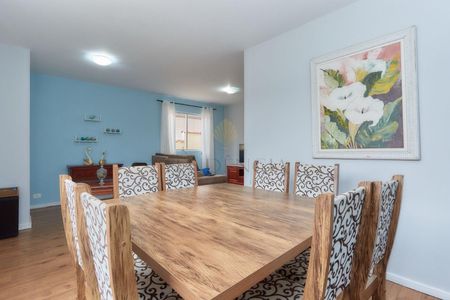 3_photo/94dce1eafb.9a3fade5e14ad533-ATLAS-1f27a5b5-fd6a-4561-b567-62b4e68e5f0a.jpg de casa à venda com 4 quartos, 155m² em São Braz, Curitiba