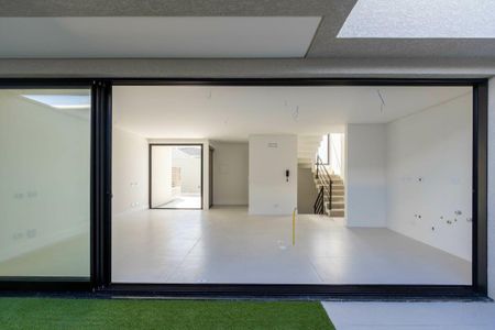 10_photo/94dce1eb85.0f81dd1a9a4f6ffb-ATLAS-596fb301-0fe5-4d24-a846-a14994adba1d.jpg de casa à venda com 3 quartos, 142m² em São Braz, Curitiba