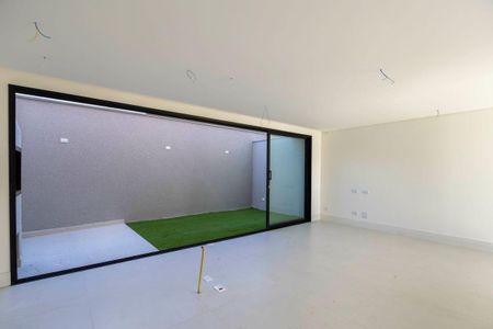 31_photo/94dce1eb85.0f81dd1a9a4f6ffb-ATLAS-e59b7498-eae3-490b-b320-6245e6850336.jpg de casa à venda com 3 quartos, 142m² em São Braz, Curitiba