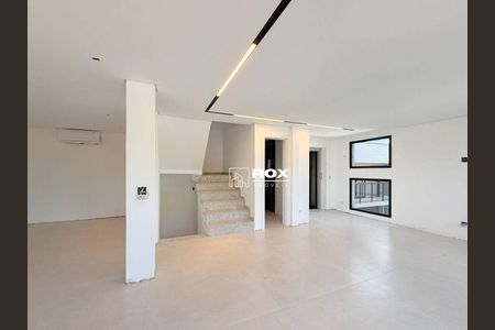 5_photo/94dce1edb3.f66ed5d703e44af7-ATLAS-d4cb51e5-8d41-4152-9804-02f966d49923.jpg de casa para alugar com 4 quartos, 400m² em São Braz, Curitiba