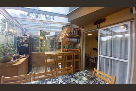 8_photo/94dce1ee89.b8b847252f2e536e-ATLAS-abe7680d-8d92-48a5-a828-3b49780bc3a7.jpg de casa à venda com 3 quartos, 185m² em São Braz, Curitiba