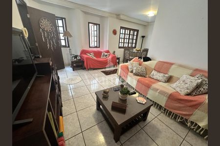 8_photo/94dce1ef15.99fa673d506c3847-ATLAS-6fa298dc-94fb-4210-8e9a-938bc02b5200.jpg de casa à venda com 3 quartos, 112m² em Orleans, Curitiba