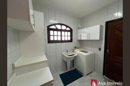 6_photo/94dce1ef83.974d063b20acfe41-ATLAS-16ce5ee2-0ce5-4534-b097-d1fee64f41aa.jpg de casa para alugar com 3 quartos, 200m² em Orleans, Curitiba