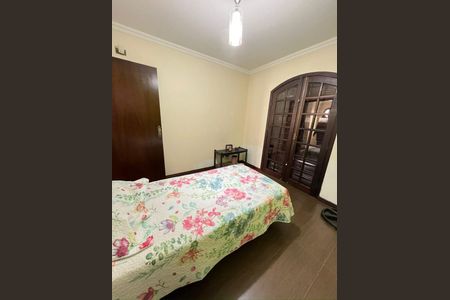 5_photo/94dce1ef83.974d063b20acfe41-ATLAS-c23dbed7-407c-431e-a426-a73251e07dfc.jpg de casa à venda com 3 quartos, 200m² em Orleans, Curitiba