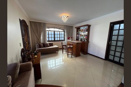 12_photo/94dce1ef83.974d063b20acfe41-ATLAS-e40fe77f-dc39-4a04-b582-b75967d341d0.jpg de casa à venda com 3 quartos, 200m² em Orleans, Curitiba