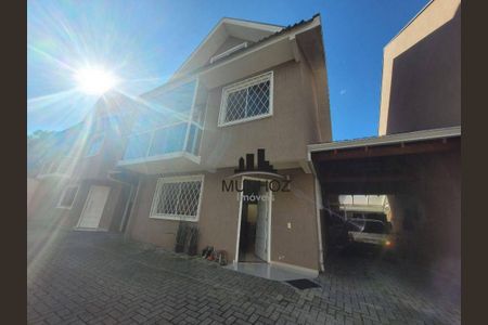 3_photo/94dce1f1f1.d55b36f64ebf45c1-ATLAS-58d0d6ad-06fe-4eaf-b002-6def4d9f0d99.jpg de casa à venda com 3 quartos, 145m² em Orleans, Curitiba