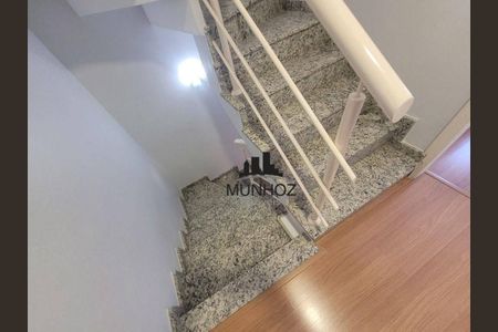 36_photo/94dce1f1f1.d55b36f64ebf45c1-ATLAS-5a0d07ff-2dd2-41c0-a837-5a1ed40a2efc.jpg de casa à venda com 3 quartos, 145m² em Orleans, Curitiba