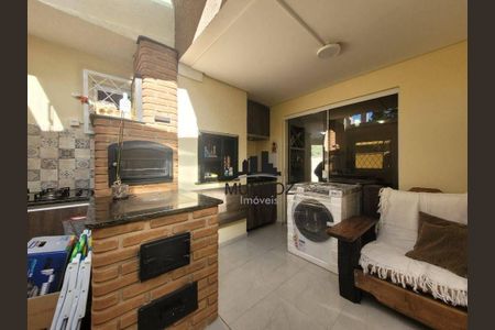 20_photo/94dce1f1f1.d55b36f64ebf45c1-ATLAS-ac46cd44-8809-465a-b1d9-47da988bd466.jpg de casa à venda com 3 quartos, 145m² em Orleans, Curitiba