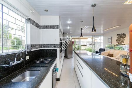 8_photo/94dce1f1ff.9e8f1c97e4a047f1-ATLAS-3d3d67c4-43ae-4ebb-a1af-1a859ad434b9.jpg de casa à venda com 4 quartos, 300m² em Orleans, Curitiba