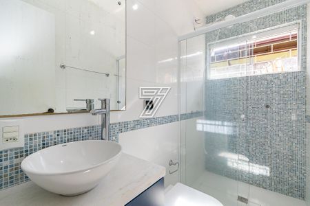 9_photo/94dce1f1ff.9e8f1c97e4a047f1-ATLAS-b9d9fb5f-0bdc-4ed9-ab1b-206914f9e2c4.jpg de casa à venda com 4 quartos, 300m² em Orleans, Curitiba