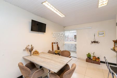 10_photo/94dce1f1ff.9e8f1c97e4a047f1-ATLAS-e4897400-94db-414b-8802-ff5e5c677210.jpg de casa à venda com 4 quartos, 300m² em Orleans, Curitiba