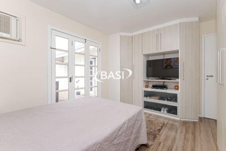 3_photo/94dce1f255.b15107fb3a26c5d0-ATLAS-6cb89724-323e-4e9a-b9fd-db20a5edb61d.jpg de casa à venda com 4 quartos, 195m² em Orleans, Curitiba