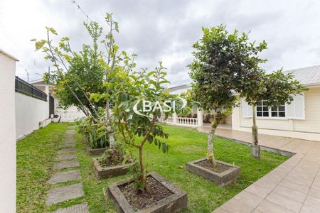 7_photo/94dce1f255.b15107fb3a26c5d0-ATLAS-7cc55dc5-a909-4fff-8d73-8d28784a9d0a.jpg de casa à venda com 4 quartos, 195m² em Orleans, Curitiba