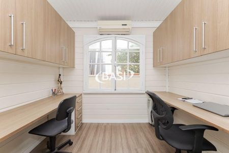 12_photo/94dce1f255.b15107fb3a26c5d0-ATLAS-88e99e8d-4e9c-4cea-907d-59cdef5bb85e.jpg de casa à venda com 4 quartos, 195m² em Orleans, Curitiba