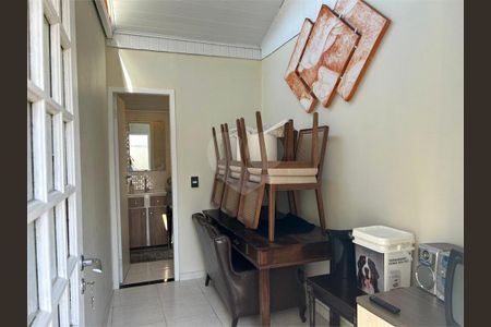 6_photo/94dce1f259.d41ccc6539b5b4b0-ATLAS-0e22031e-6792-4f3c-b862-81ec0f5d159f.jpg de casa à venda com 3 quartos, 195m² em Orleans, Curitiba