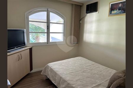 3_photo/94dce1f259.d41ccc6539b5b4b0-ATLAS-18239466-fb12-4c76-90bb-6c8ef57b5bb5.jpg de casa à venda com 3 quartos, 195m² em Orleans, Curitiba