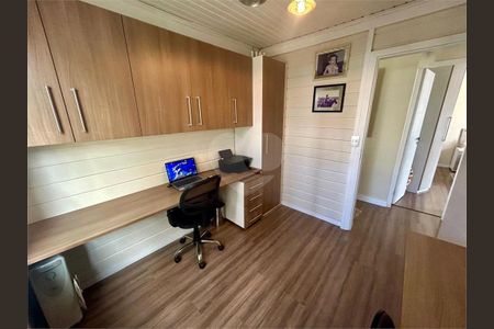 24_photo/94dce1f259.d41ccc6539b5b4b0-ATLAS-c4c44fb3-11f3-42ac-8b1f-4bff50d7a7c8.jpg de casa à venda com 3 quartos, 195m² em Orleans, Curitiba