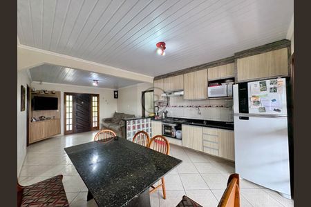 10_photo/94dce1f317.d83f6bba92732ca4-ATLAS-3a7969bf-ddd0-470b-8f43-9c91fa850ba6.jpg de casa à venda com 4 quartos, 110m² em Santo Inácio, Curitiba