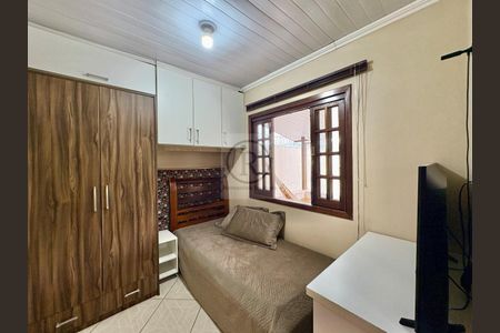 13_photo/94dce1f317.d83f6bba92732ca4-ATLAS-d2596148-651e-4f6a-ac4f-23f7e8137220.jpg de casa à venda com 4 quartos, 110m² em Santo Inácio, Curitiba