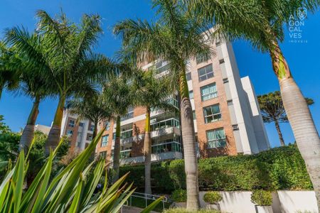 32_photo/94dce1f687.ad952cc6b8b54ed8-ATLAS-59dd00e9-d039-4e8b-925f-aacb397f3f23.jpg de apartamento à venda com 3 quartos, 89m² em Cidade Industrial de Curitiba, Curitiba