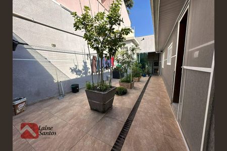 12_photo/94dce1f7b5.8a734c1c2a3b006e-ATLAS-7bd4fdfa-382c-4be4-96b3-a2704d3b0871.jpg de casa à venda com 3 quartos, 220m² em Cidade Industrial de Curitiba, Curitiba