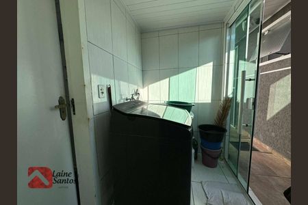 26_photo/94dce1f7b5.8a734c1c2a3b006e-ATLAS-bffca17b-a20f-40c5-bae0-a3bdd3b71c17.jpg de casa à venda com 3 quartos, 220m² em Cidade Industrial de Curitiba, Curitiba