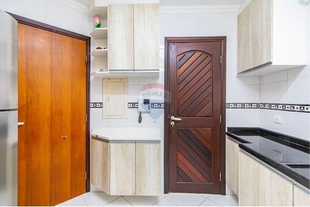 38_photo/94dce1facb.4a782679eeb82acf-ATLAS-5a8fe8dd-ac57-4d8c-8b82-c3bcbfc5b46f.jpg de casa à venda com 3 quartos, 126m² em Orleans, Curitiba