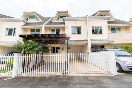 4_photo/94dce1facb.4a782679eeb82acf-ATLAS-817cc4f5-aff3-46c9-939e-496fd9625ec5.jpg de casa à venda com 3 quartos, 126m² em Orleans, Curitiba