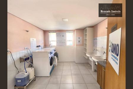 11_photo/94dce20199.7c068ece2f4455b1-ATLAS-e42b6b15-1e71-4c03-810e-aadccaf61ec4.jpg de apartamento à venda com 2 quartos, 46m² em Cidade Industrial de Curitiba, Curitiba