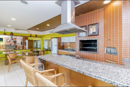 12_photo/94dce204cd.70412e62ed942d33-ATLAS-17c506b2-3b87-4dbc-bcd7-61a6ad3e88f5.jpg de apartamento à venda com 2 quartos, 60m² em Cidade Industrial de Curitiba, Curitiba