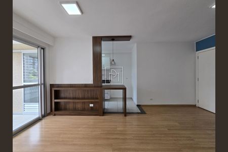 3_photo/94dce204d5.6dd19ff66d84b509-ATLAS-76fa4694-183b-4ec5-a057-704cd42e9f05.jpg de apartamento à venda com 3 quartos, 70m² em Cidade Industrial de Curitiba, Curitiba