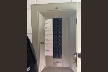 3_photo/94dce21147.d41ccc6539b5b4b0-ATLAS-2ed7c8f6-7c8c-4e28-a5cb-9b327ee3f433.jpg de apartamento à venda com 3 quartos, 52m² em Cidade Industrial de Curitiba, Curitiba