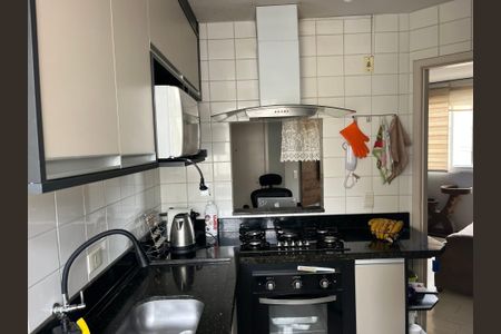 10_photo/94dce21147.d41ccc6539b5b4b0-ATLAS-a3b16b2e-bcb5-470d-8edb-ebcdaa044d6b.jpg de apartamento à venda com 3 quartos, 52m² em Cidade Industrial de Curitiba, Curitiba