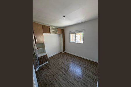 9_photo/94dce21155.8406d85b1cc03178-ATLAS-9da4e0a6-6af2-4027-856d-ab7779c22708.jpg de apartamento à venda com 3 quartos, 52m² em Cidade Industrial de Curitiba, Curitiba