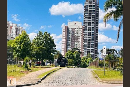 2_photo/94dce211b7.04a823dc9d4d949a-ATLAS-0a6a2b5a-b87d-412c-a44a-7265a65fb91d.jpg de apartamento à venda com 3 quartos, 42m² em Cidade Industrial de Curitiba, Curitiba