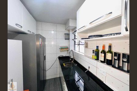 12_photo/94dce211b7.04a823dc9d4d949a-ATLAS-8f70f2cb-e582-473f-8e68-0947f899a0a5.jpg de apartamento à venda com 3 quartos, 42m² em Cidade Industrial de Curitiba, Curitiba