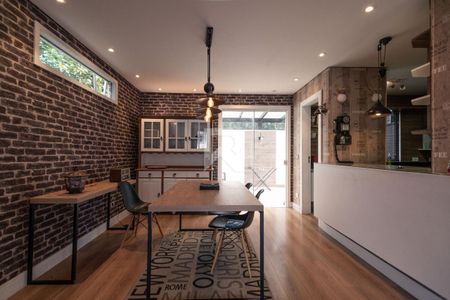 4_photo/94dce213ff.65f13e01ac28cb08-ATLAS-151778fd-a4ed-4a69-8333-2744e46ff75e.jpg de casa à venda com 3 quartos, 196m² em Cidade Industrial de Curitiba, Curitiba