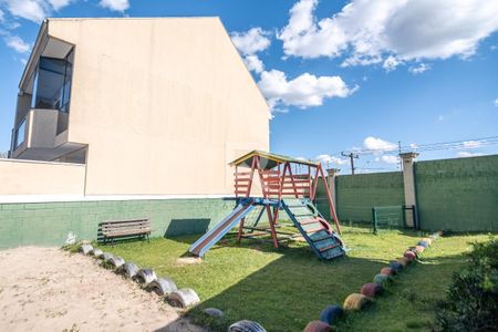 30_photo/94dce213ff.65f13e01ac28cb08-ATLAS-c379cccd-eb48-48a8-ad36-1a01749ee088.jpg de casa à venda com 3 quartos, 196m² em Cidade Industrial de Curitiba, Curitiba