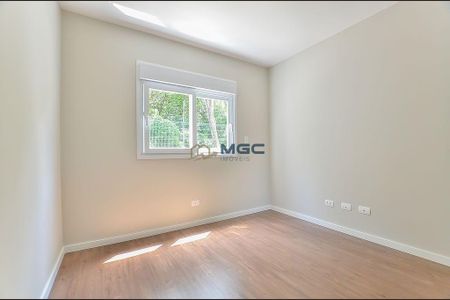 6_photo/94dce2146b.dd935cfbbc31112c-ATLAS-bea135cd-2e96-4c72-b5a7-e8544f99024b.jpg de casa à venda com 3 quartos, 125m² em Cidade Industrial de Curitiba, Curitiba