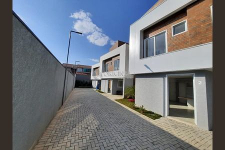 1_photo/94dce21521.1cd83ed9ee197cc5-ATLAS-620982d2-473e-4497-be1c-e55f74fe9b84.jpg de casa à venda com 3 quartos, 95m² em Cidade Industrial de Curitiba, Curitiba