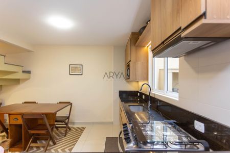 6_photo/94dce2156f.e90d3946d48c0088-ATLAS-cf7d087c-e504-4d1a-bb17-cb6b020e57f6.jpg de casa à venda com 3 quartos, 116m² em Cidade Industrial de Curitiba, Curitiba